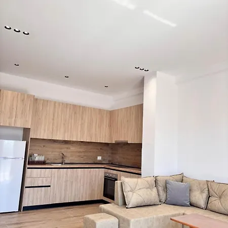 Apartament Bazaj