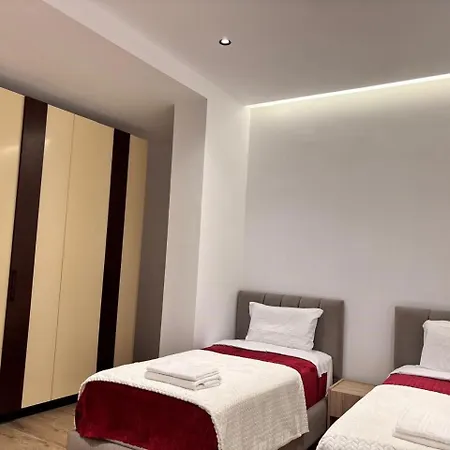 Bazaj Appartamento Sarandë